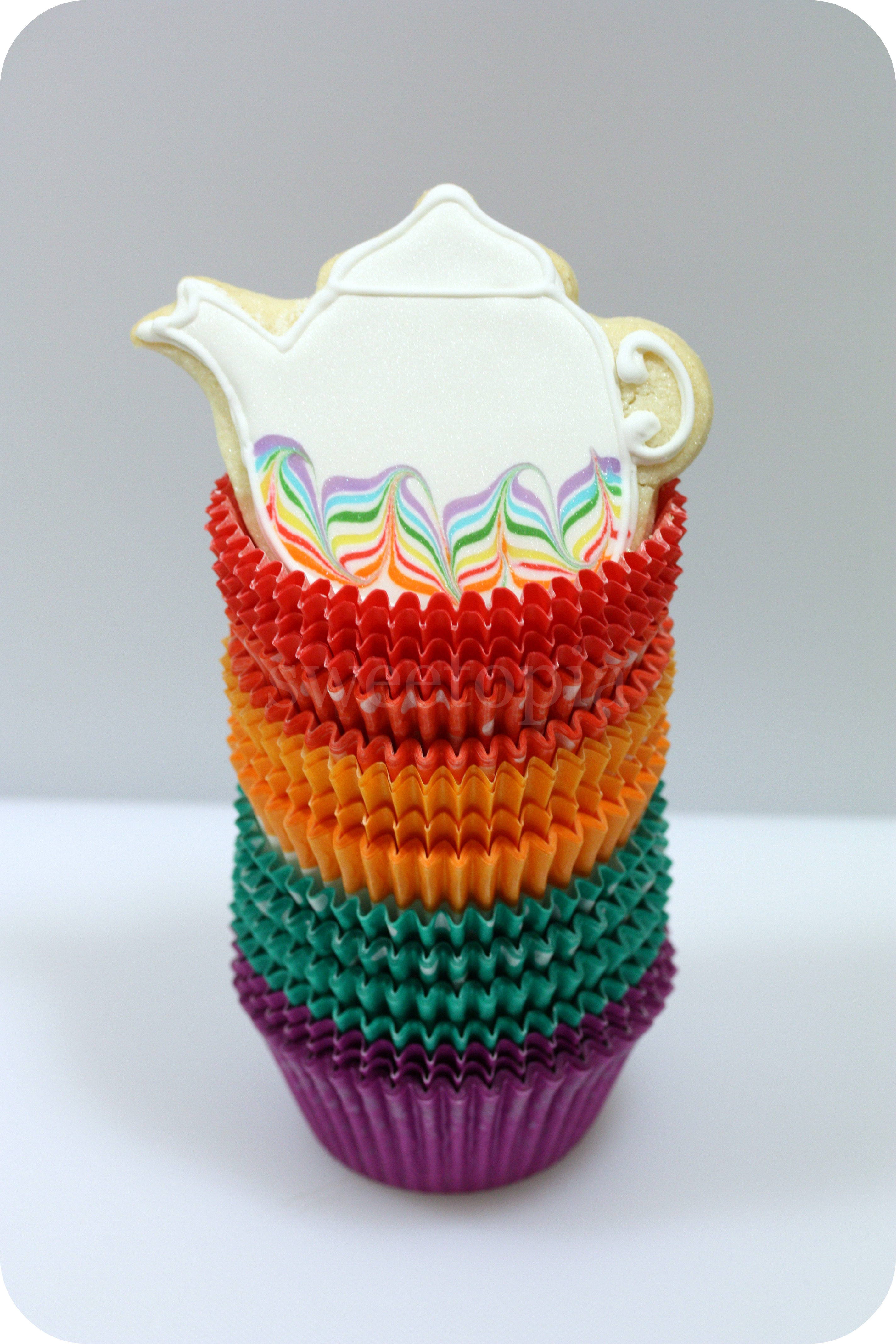 swirly-tea-pot