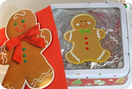 include card in package gingerbread boy